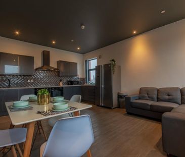 1 bedroom in a house share to rent - Photo 3