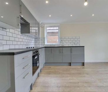 Brockhurst Road, Gosport - Photo 3