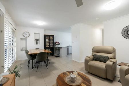 “Perfectly Positioned property” - Photo 2