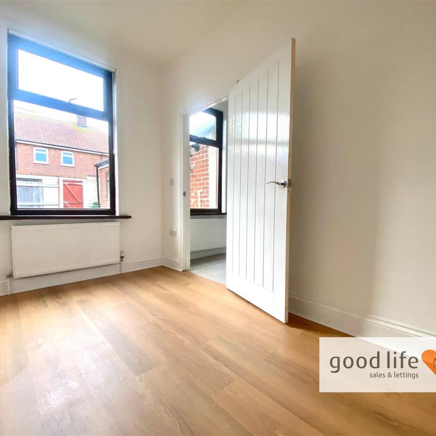 St. Leonard Street, Hendon, Sunderland - Photo 1