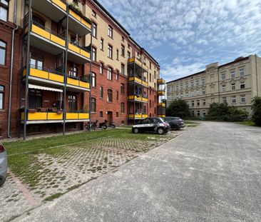 Charmante 2-Zimmer-Wohnung mit Balkon und Tageslichtbad - Foto 1