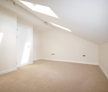 1 bedroom duplex to rent - Photo 3