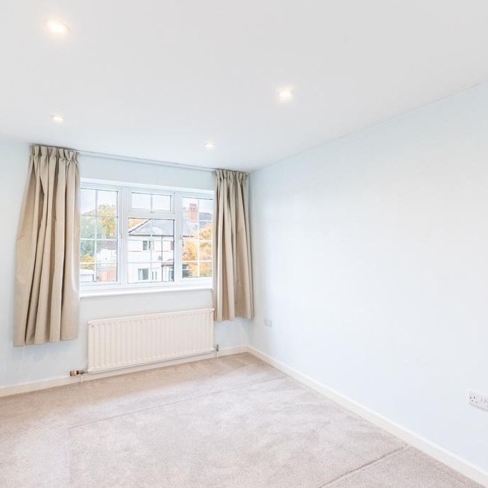 3 bedroom end of terrace house to rent - Photo 1