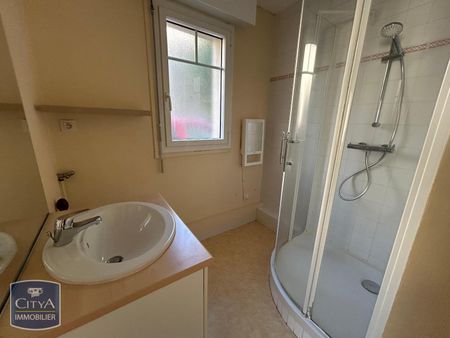 Location Appartement 2 pièces 44m² LAVAL 53000 - Photo 4