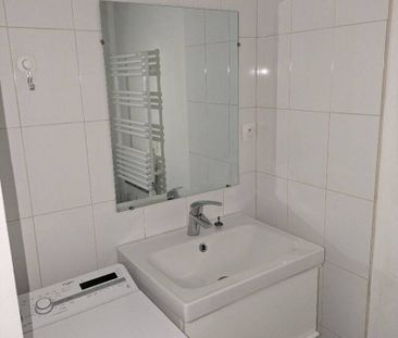 Loue appartement meublé en plein centre ville - Photo 5