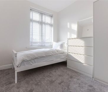 4 bedroom terraced house to rent - Photo 4