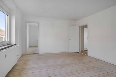 Stor, lys 3-værelses lejlighed - Foto 3