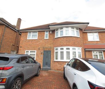 6 bedroom detached house to rent - Photo 5