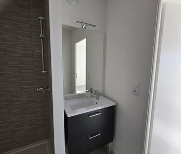 Location Appartement 1 pièce 35m² BREST 29200 - Photo 3