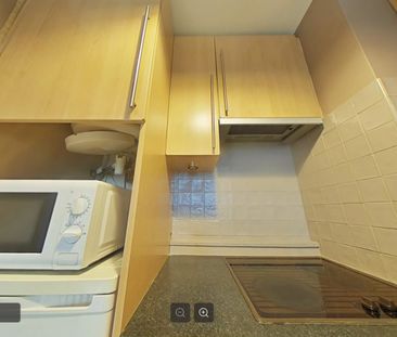 Location Appartement 1 pièce 27m² LE PLESSIS TREVISE 94420 - Photo 6