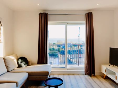 Two Bedroom Apartment - Photo 4