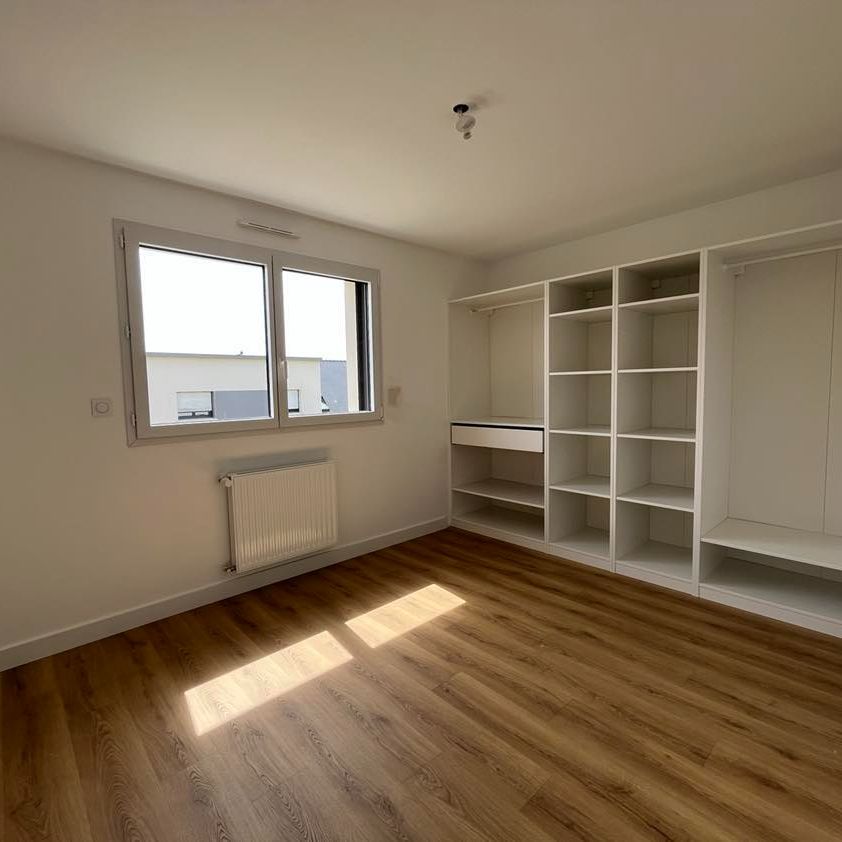 Location Maison 5 pièces 117m² MELESSE 35520 - Photo 1