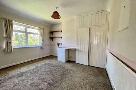 Fairfield, Coleshill Lane, Winchmore Hill, Amersham, Buckinghamshire, HP7 - Photo 4