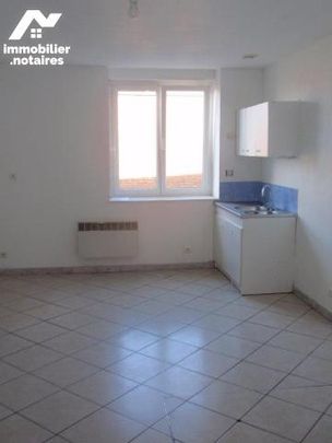 PROVIN, centre-ville, studio à 395 euros - Photo 1