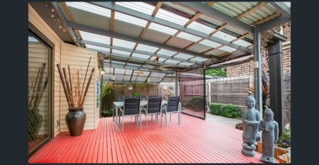 Timeless Appeal in The Heart of Reservoir - Photo 5