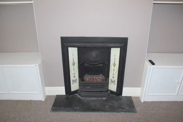 Becket Road, Worthing, West Sussex - Photo 1