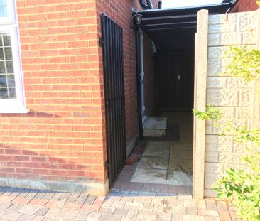 Bedsit, Woodlands, HA2 - Photo 5