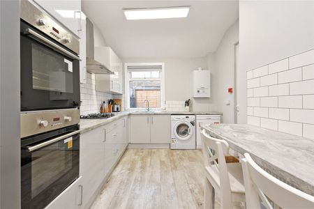 6 bedroom house to rent Granville Road, Sheffield, S2 - Photo 3