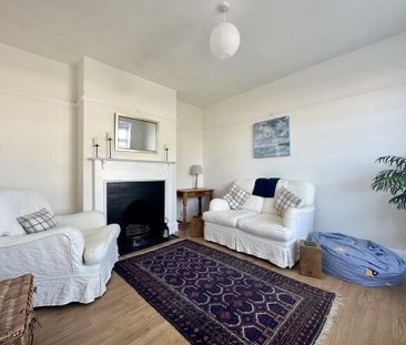 3 bedroom detached bungalow to rent - Photo 2