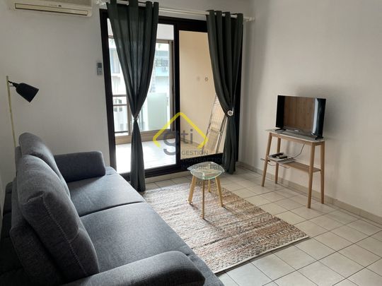 Location Appartement 2 pièces 65m² ST DENIS 97400 - Photo 1
