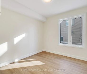 B - 958 FISHER AVENUE - Photo 1