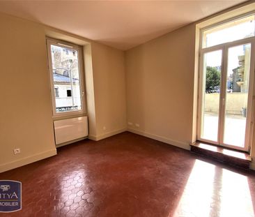 Location Appartement 2 pièces 34m² CARPENTRAS 84200 - Photo 2