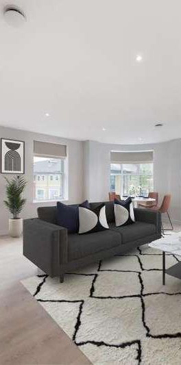 Chertsey, Surrey, KT16 - Photo 1