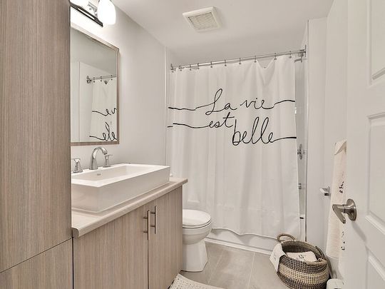 5200-5205-5215 Riviera Blvd., Montréal, QC - Photo 1