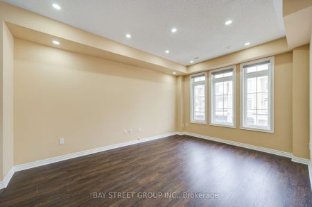 2435 Greenwich Drive #21 - Photo 2