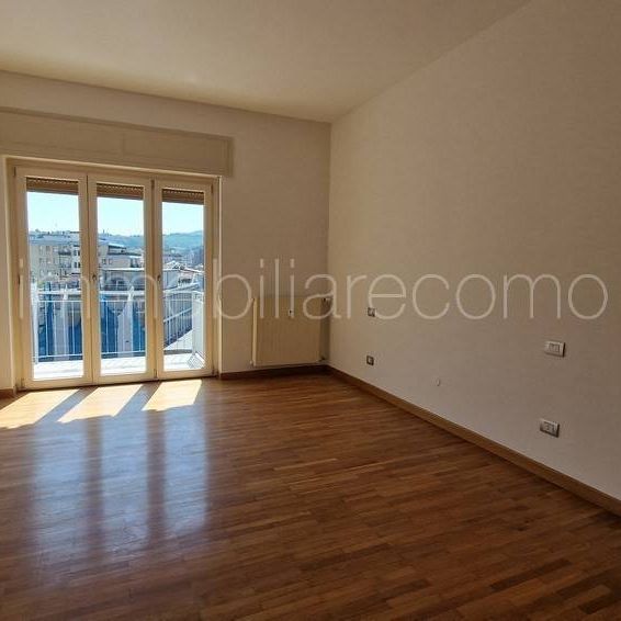 Appartamento via Rezzonico, Valduce - Crispi, Como - Photo 1