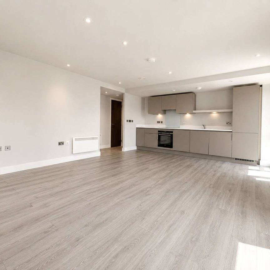 AVAILABLE NOW | TWO BEDROOM APARTMENT | EXCEPTIONAL RESIDENT FACILITIES | GYM, CINEMA & LOUNGE | UNFURNISHED - Photo 1