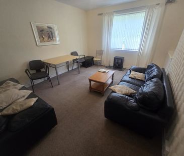 Powis Crescent, First Floor, AB24 - Photo 2