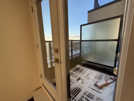 For Lease - 4070 Parkside Village Drive Unit# Th10, Mississauga, Ontario - Photo 5