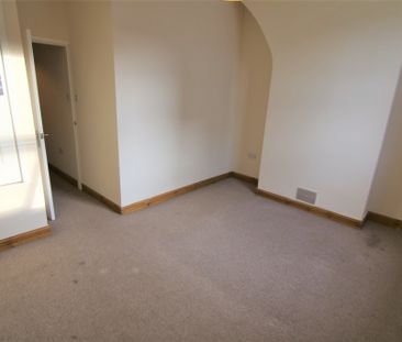 2 Bedroom End Terraced House, Chester - Photo 4