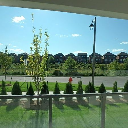 For Lease - 385 Arctic Red Drive Unit# 111, Oshawa, Ontario - Photo 2