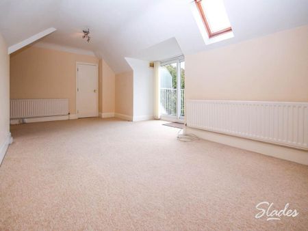 2 bedroom flat to rent - Photo 2