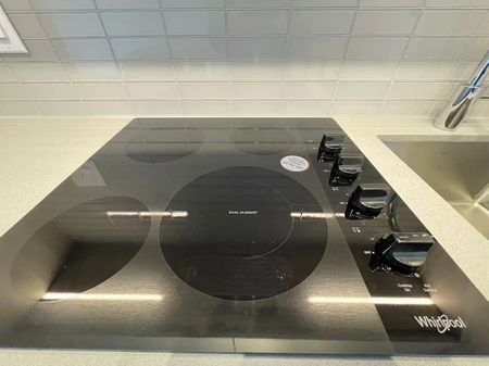 For Lease - 395 SQUARE ONE Drive Unit# 702, Mississauga, Ontario - Photo 4