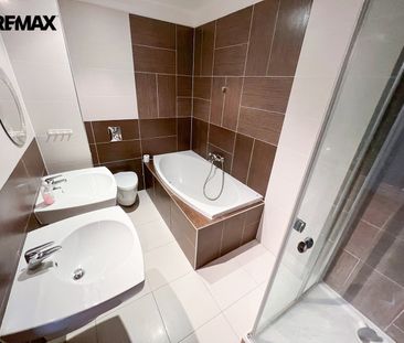 Pronájem bytu 2+kk v osobním vlastnictví 81 m², Praha 7 - Holešovice - Фото 6