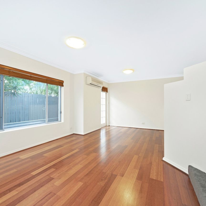 2/64 HAMPDEN Road, Russell Lea NSW 2046 - Townhouse For Rent | Domain - Photo 1