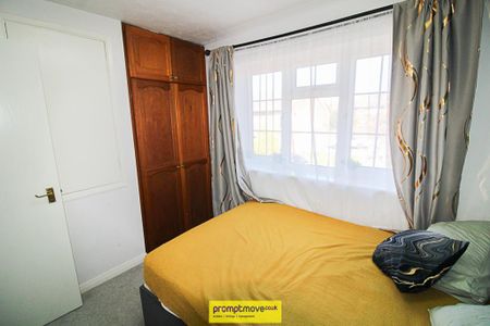 2 bedroom terraced house to rent - Photo 5