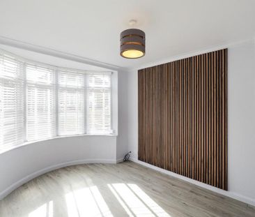 3 bedroom detached house to rent - Photo 2
