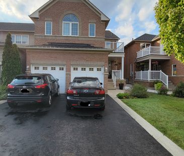 Beautiful Spacious 4 Bedroom Detached House - Photo 2