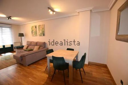 Alquiler de piso en Calle Manuel Pedregal - Photo 5