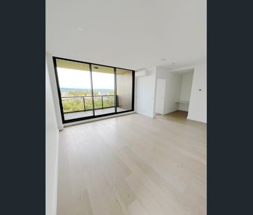 Modern, Private, And Well Located - Photo 1