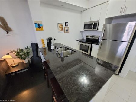 For Lease - 101 Shoreview Place Unit# 106, Hamilton, Ontario - Photo 5