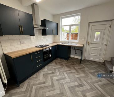 2 bedroom terraced house to rent - Photo 3