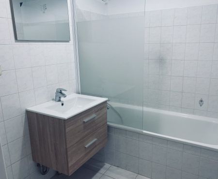 Location Appartement 1 pièce 36m² ST ALBAN LEYSSE 73230 - Photo 3