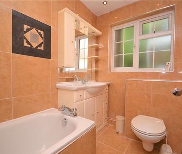 Herga Court, Harrow on the Hill - Photo 5