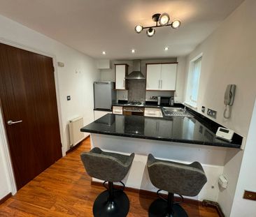 Semi-detached house to rent on - Photo 2