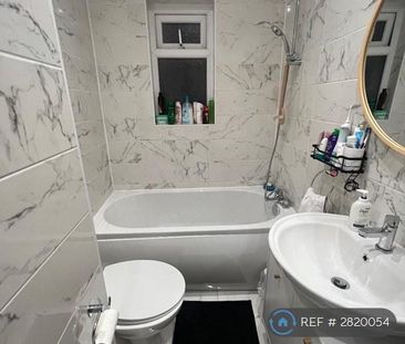 2 bedroom end of terrace house to rent - Photo 6